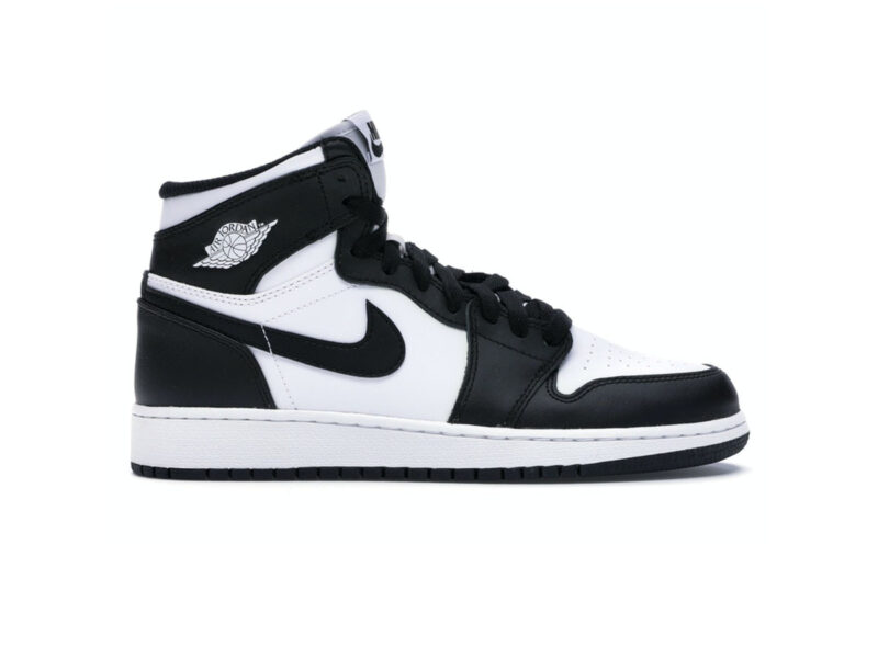 Giày Nike Air Jordan 1 Retro High Black White NAJ37