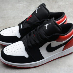 Giày Nike Air Jordan 1 Low Black Toe NAJ42